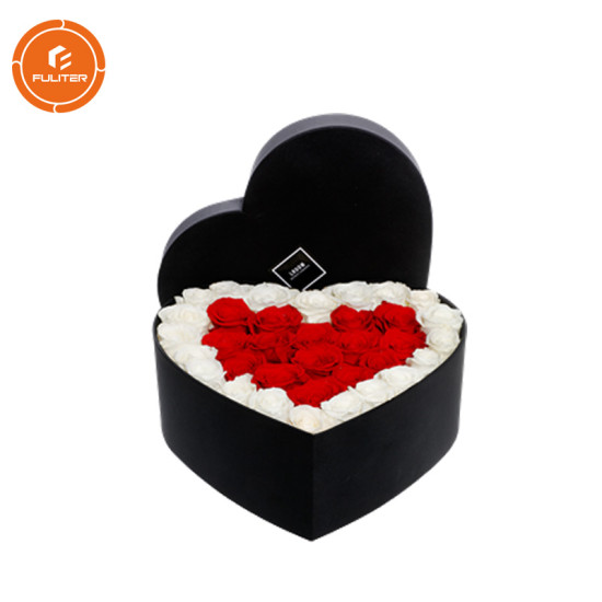 Custom Luxury Heart-shaped Box Arrangement Flower Chocolate Box Gift