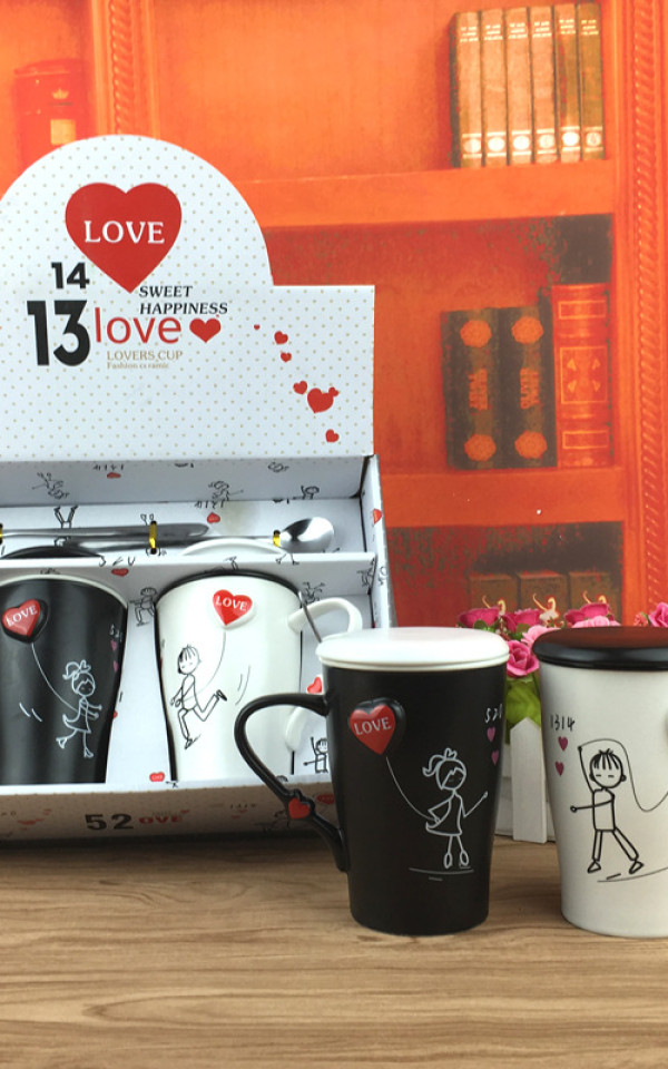 Milk Mugs Cartoon Loving Couple Ceramic Cup HANDGRIP Support Ethiopian Coffee Cup Modern Black and White Drinking 14*8CM 30pcs