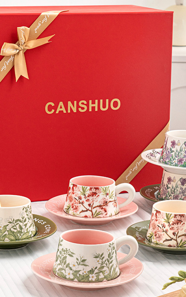 Ceramic Flower Style Coffee Cup and Saucer Set Premium Exquisite Porcelain Afternoon Tea Cups Set Coffee Set Gift Box