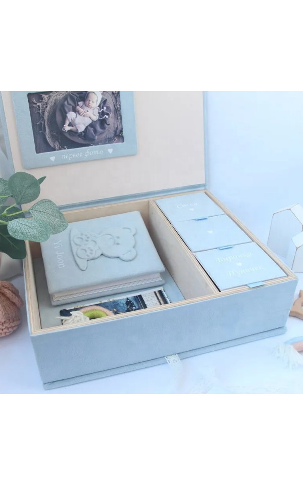 صندوق تذكاري خشبي مصمم خصيصًا لحديثي الولادة يضم 3 صناديق تخزين ومغطى بقماش مخملي
