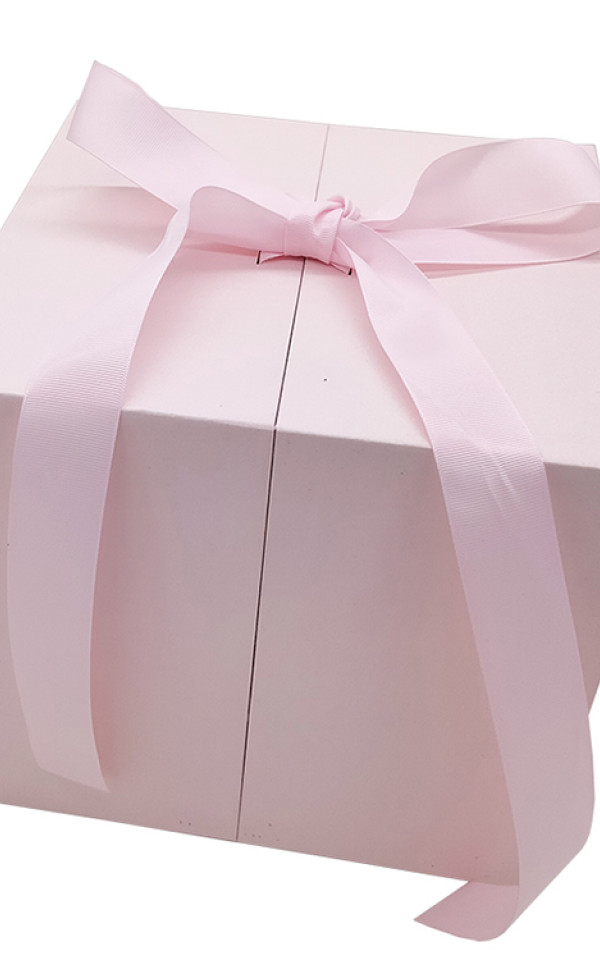 Luxury Mystery Surprise Box Gift Packaging Valentine Day Rose Empty Chocolate Perfume Flower Gift Box with Ribbon Bow Decor