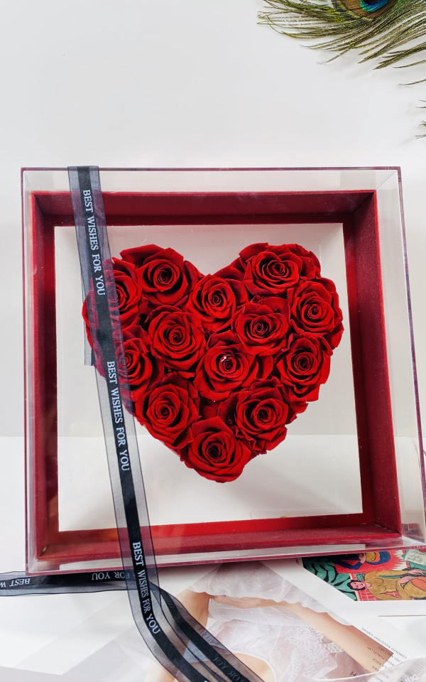  Natural Preserved Roses Customized Mid-heart Shape Roses Box Eternal Flower for Valentine Gift